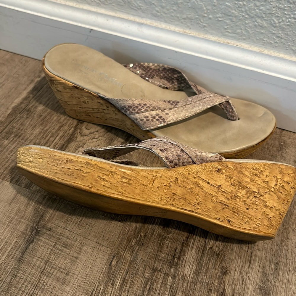 Lorenzo Chelini flip flop size 7